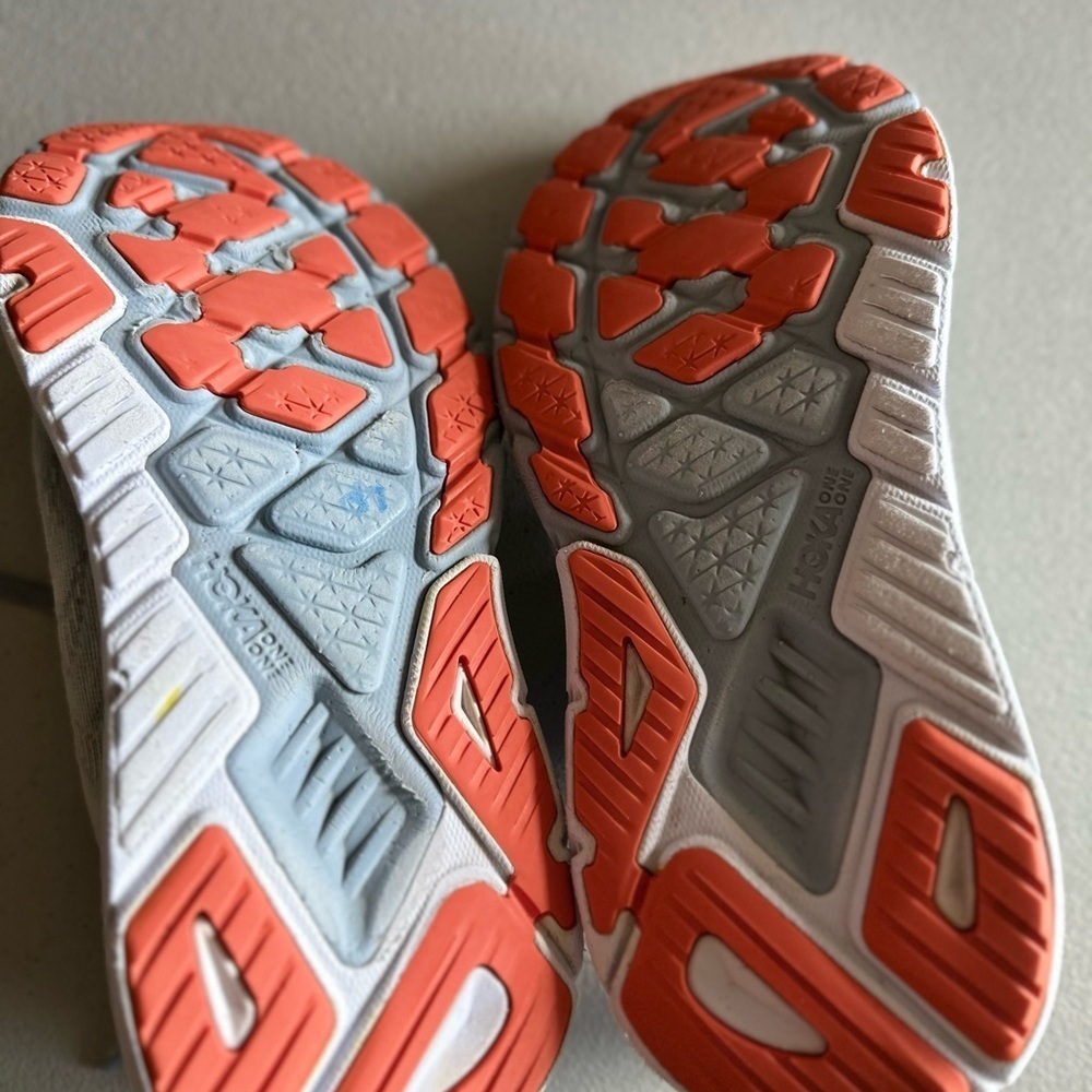 Hoka Arahi 6 women’s sneakers - Picture 5 of 9